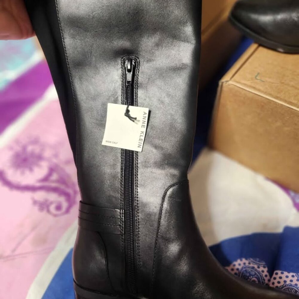 Anne Klein black leather boots. Size 7 new with tags - Picture 2 of 7